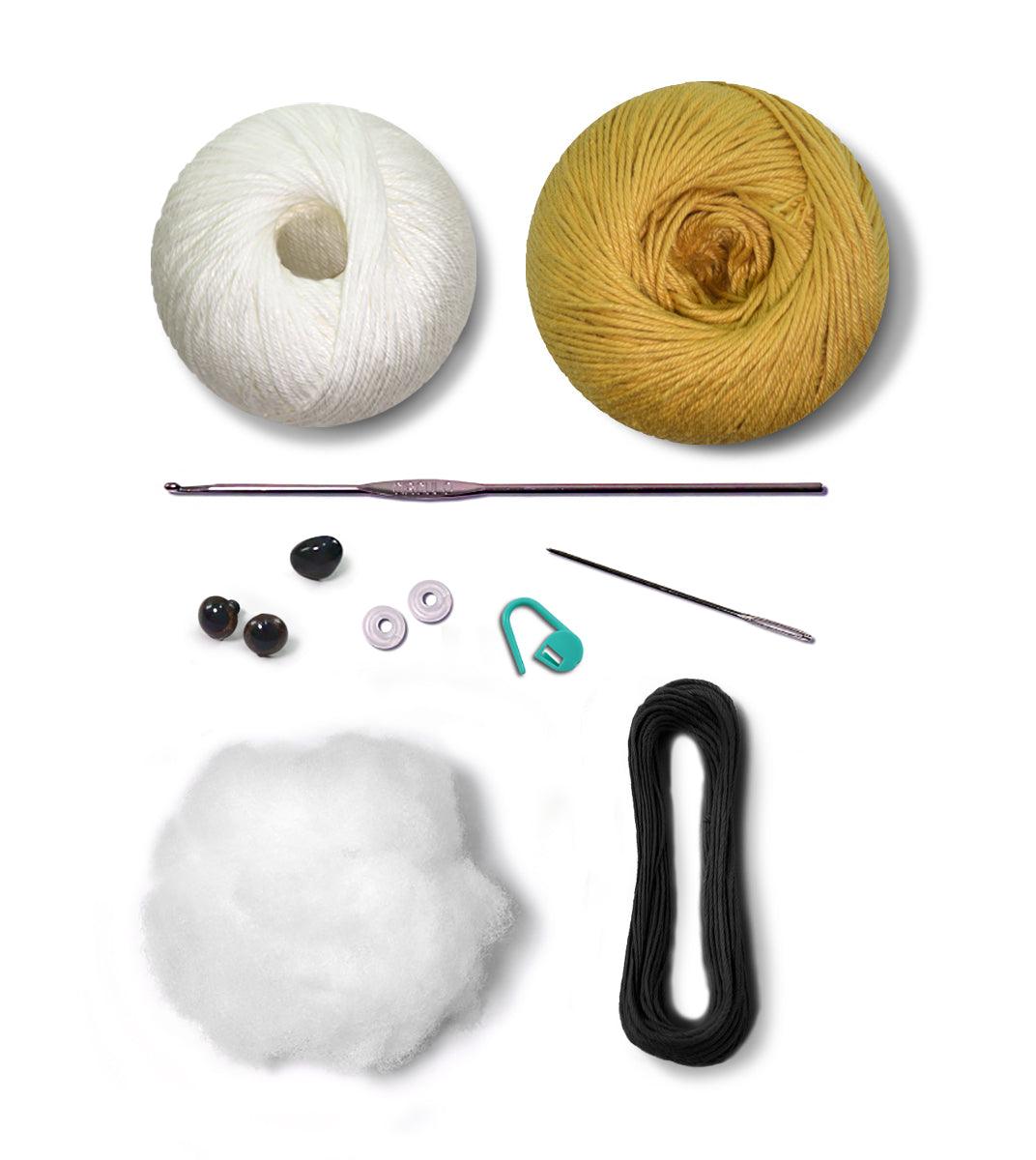 Circulo Cats and Dogs Amigurumi Kit featuring BEAGLE.