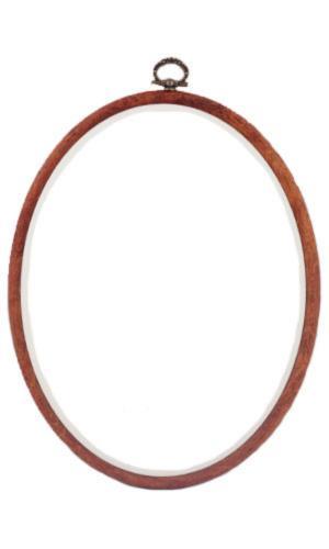 Flexible OVAL hoop with woodgrain.