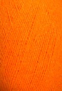 Neon Orange Circulo NEON VERAO yarn close-up.