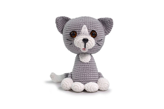 Craft a Persian Cat with Circulo's Amigurumi Kit.