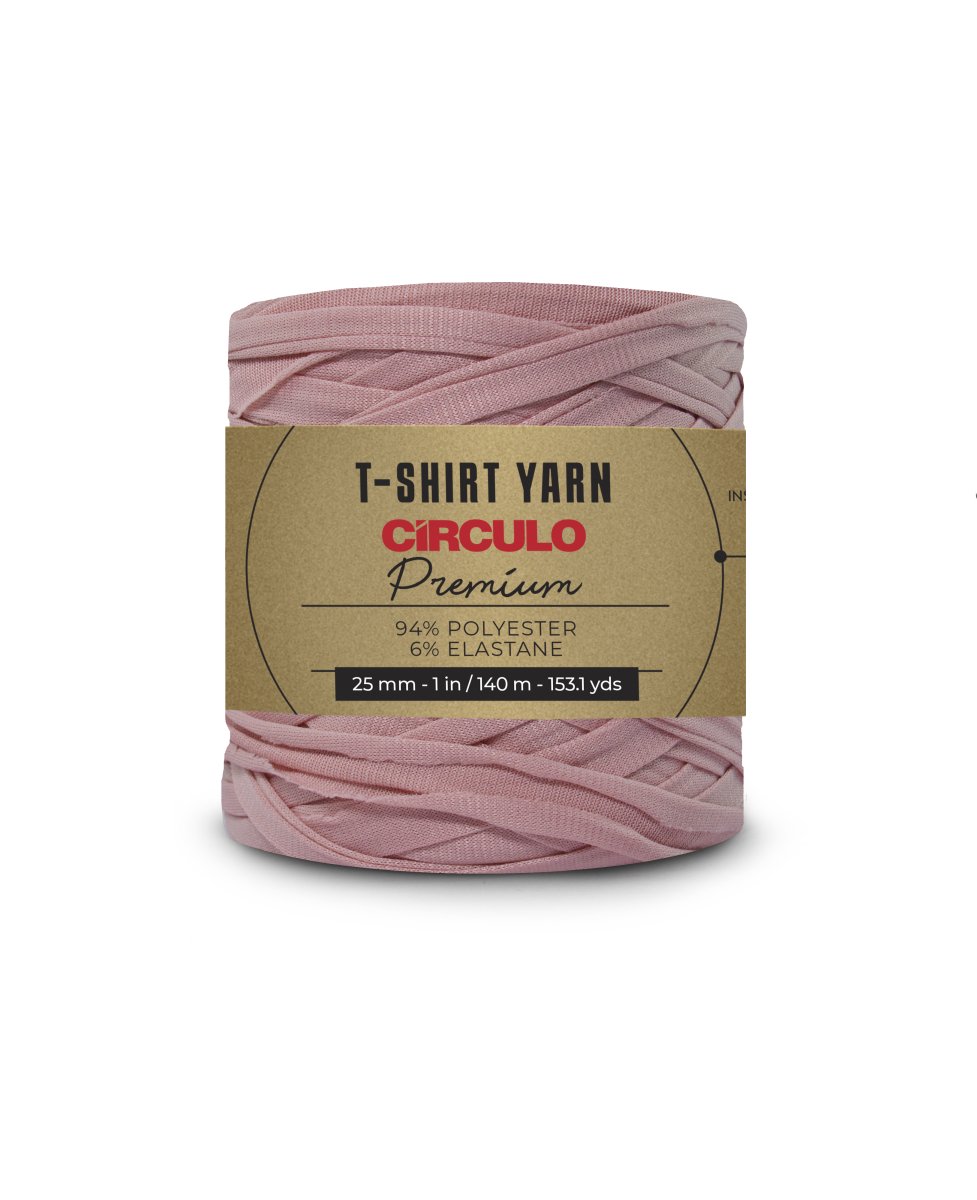 Circulo T-shirt Yarn for crochet projects.