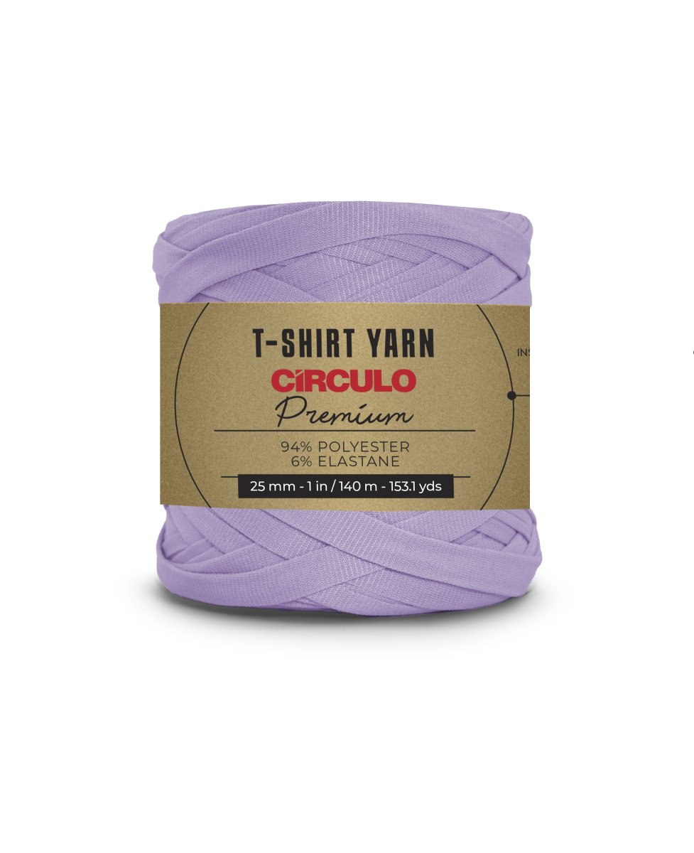 Colorful Circulo T-shirt Yarn skein.