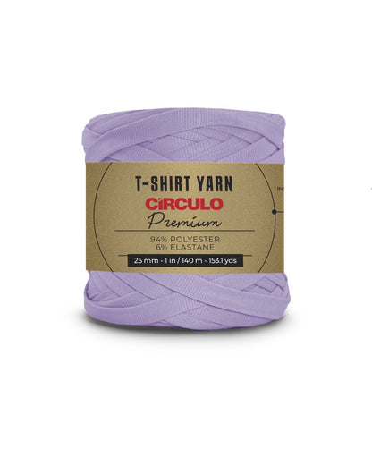 Colorful Circulo T-shirt Yarn skein.